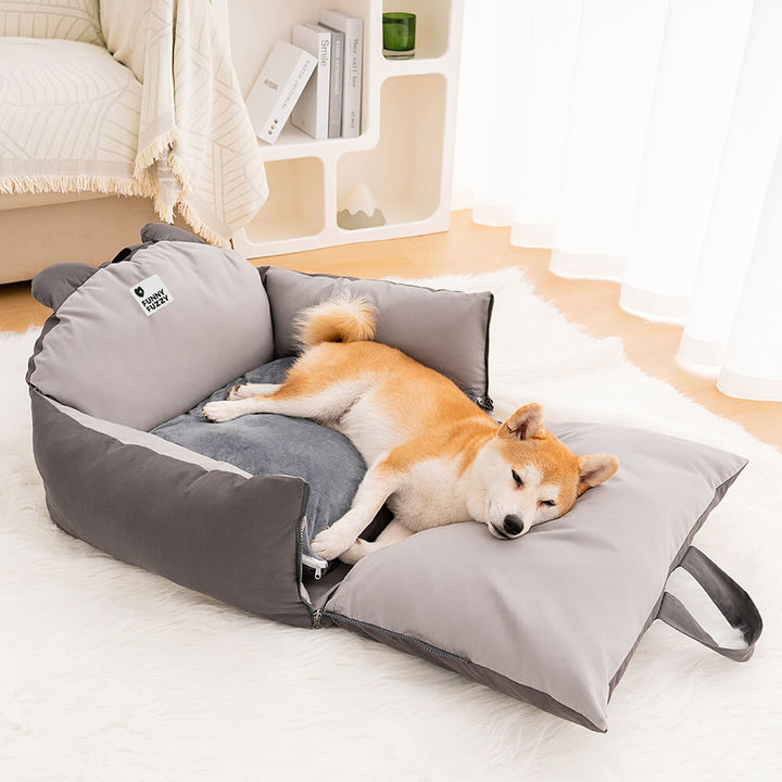 High-quality pet safety car seat with bear ears, ideal for stress-free dog travel experiences.