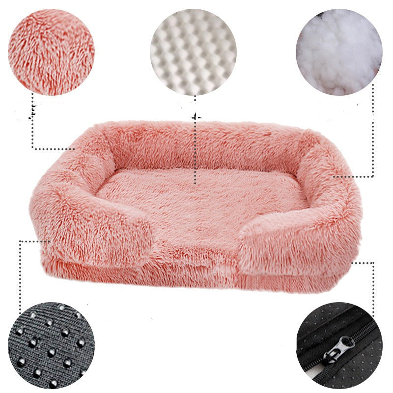 Comfortable dog bed, made of soft fleece, perfect for napping