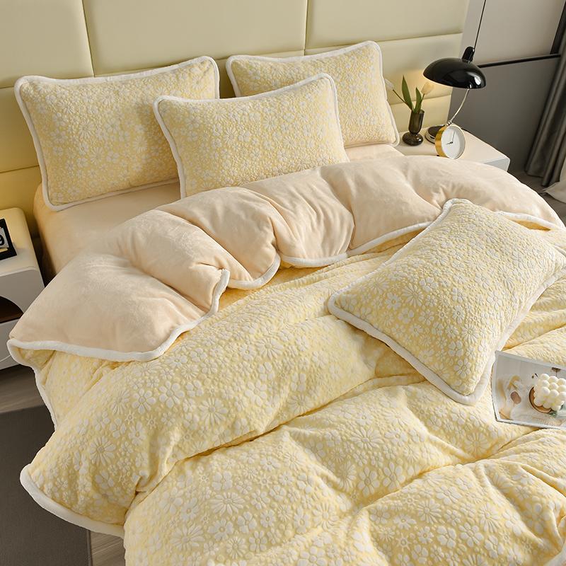 King size velvet floral carved bedding set, soft and comfortable home textile