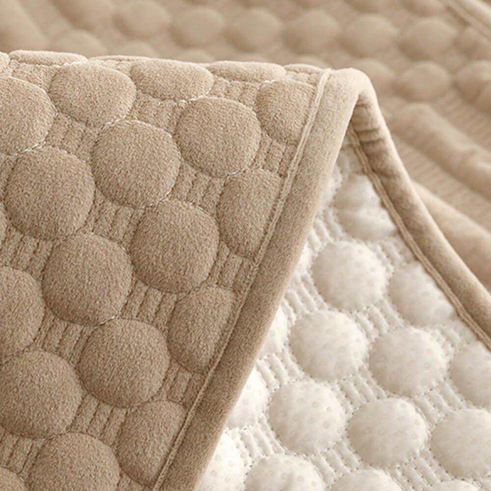 Thick plush vintage couch cover, non-slip, providing ultimate comfort and sofa care
