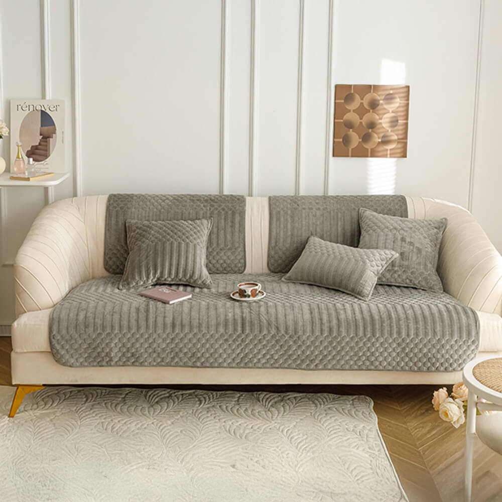 Elegant vintage plush sofa protector, non-slip design, ideal for classic home decor