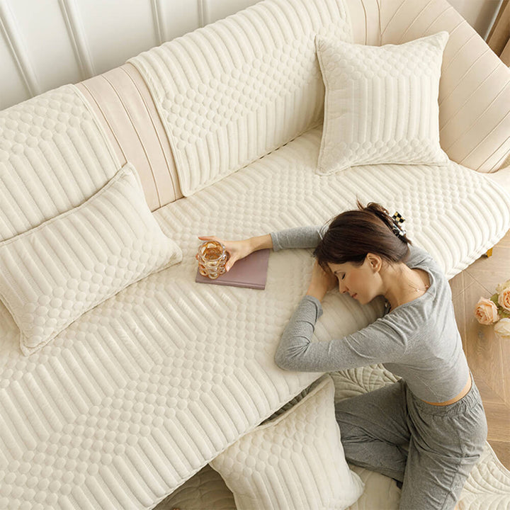 Luxurious plush vintage couch cushion cover, non-slip, enhancing living room aesthetics