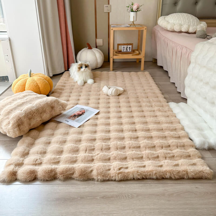 Cozy faux fur sheepskin rug, an ultra-soft area rug for inviting bedroom decor
