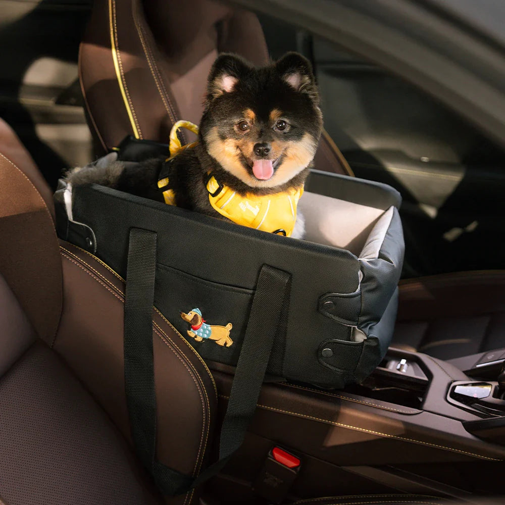 Durable pet safety car seat, waterproof faux leather, portable for dogs