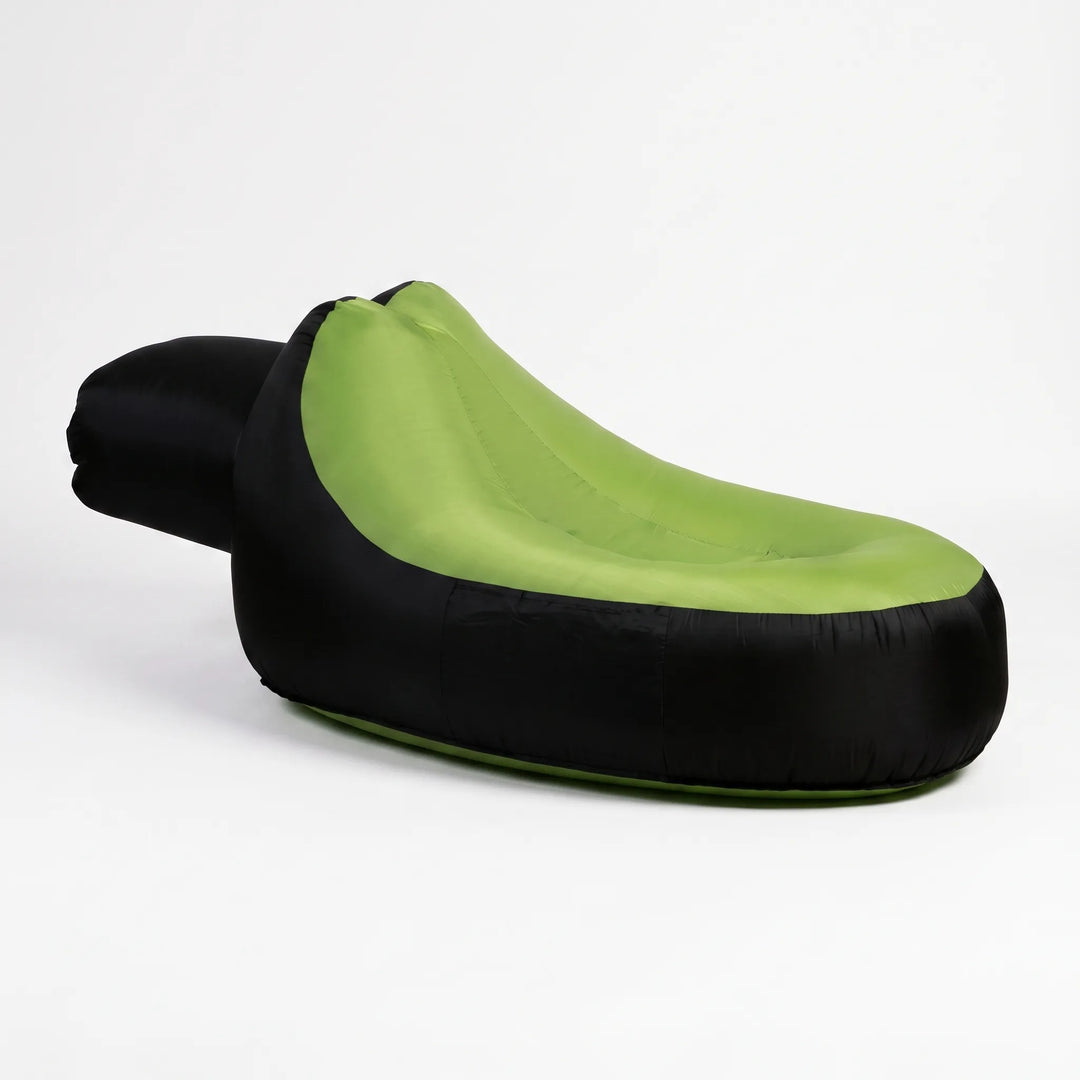 Inflatable outdoor sunlounger. Portable, comfortable seating for beach, garden, camping. Quick and easy setup.