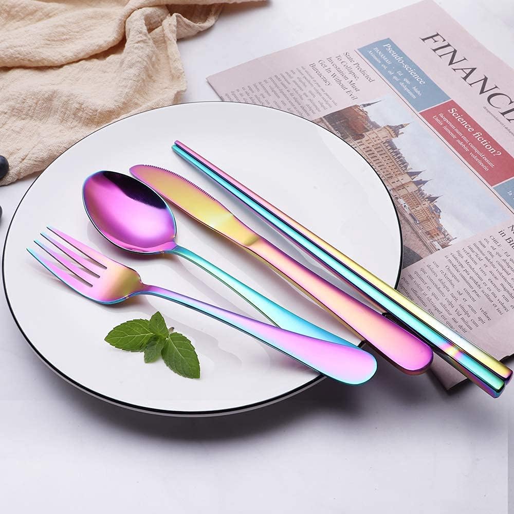 Practical unisex stainless steel portable cutlery set, an ideal gift for eco-conscious travelers.