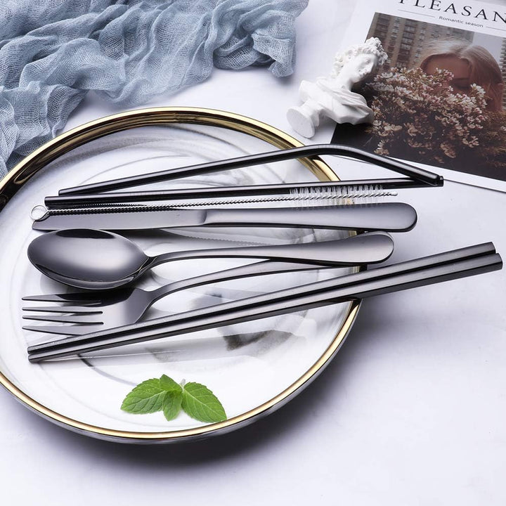 Slim and compact stainless steel cutlery set with case, fits easily in bags and backpacks.