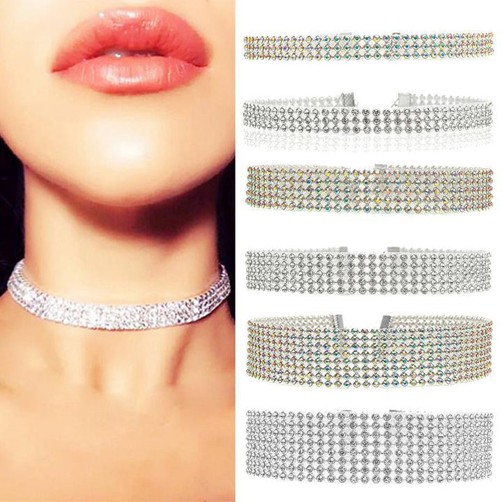 Glamorous women's crystal choker necklace, ideal for evening wear. Elegant statement jewelry.