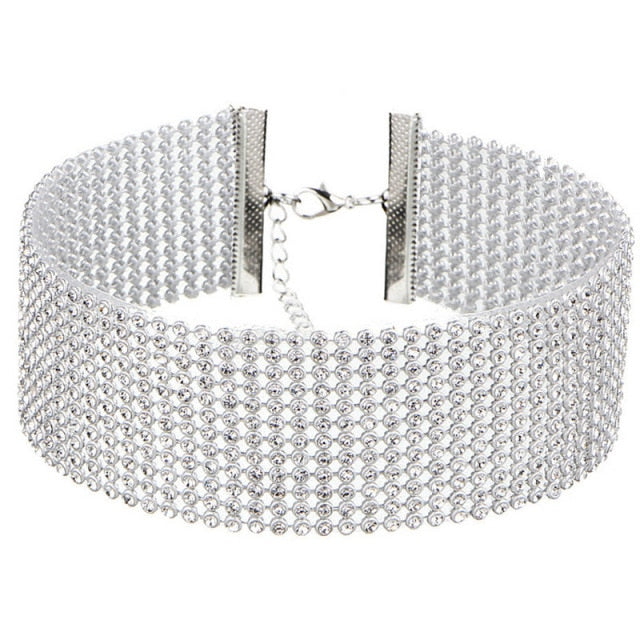 Beautiful women's crystal choker with sparkling rhinestones. Elegant fashion jewelry.