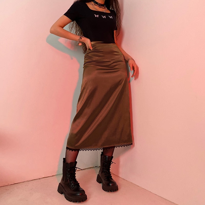 Women's aesthetic maxi skirt with a flowing, versatile design. Perfect for spring & summer fashion.