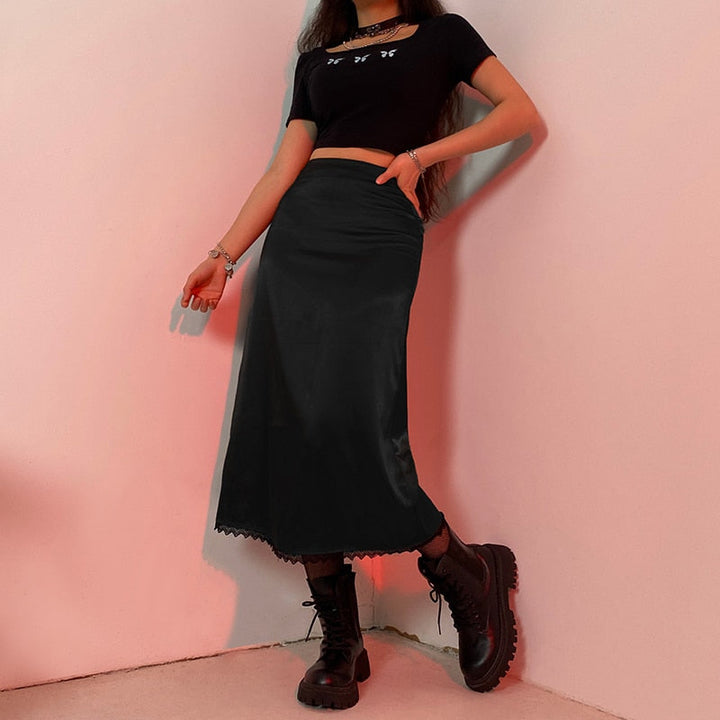 Comfortable women's long aesthetic maxi skirt, offering a chic & flowing silhouette. Perfect for fashion.