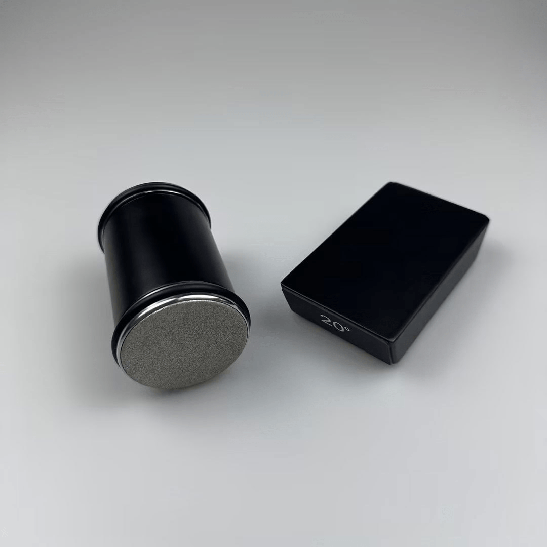Optimize your kitchen tools with this magnetic guide knife sharpener and diamond/ceramic rollers.