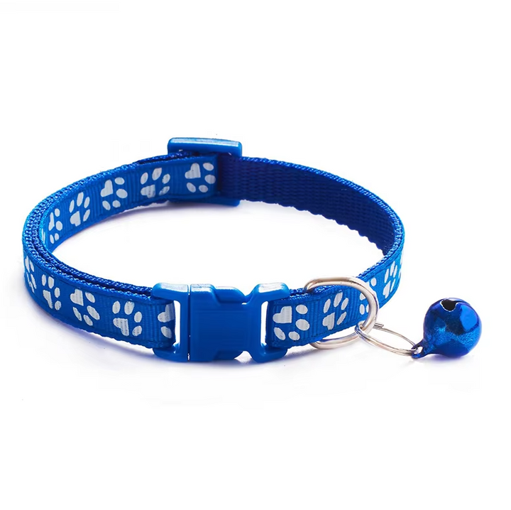 Black feline gear cat collar with quick release and small silver bell