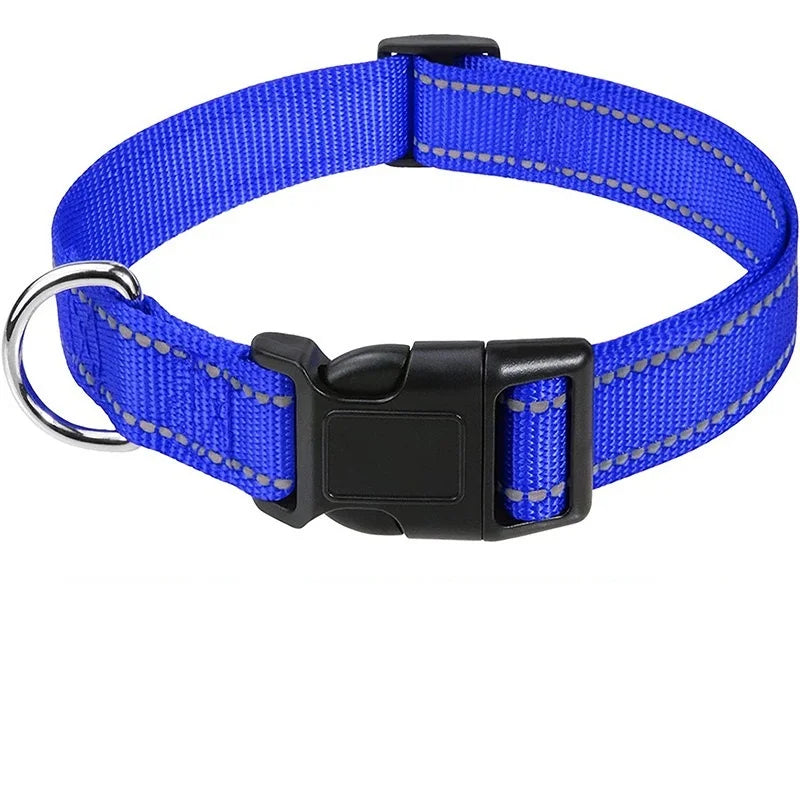 Brown secure dog collar, adjustable for large breeds, durable everyday pet accessory