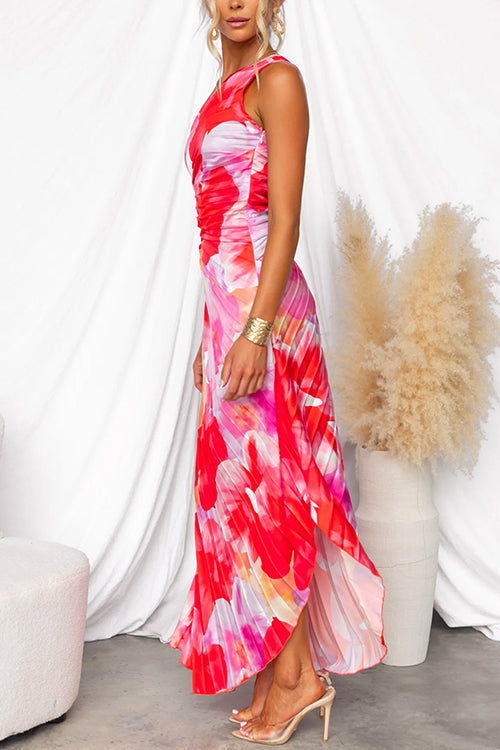 Beautiful women's floral pleated maxi dress, red, a chic evening dress for special occasions.