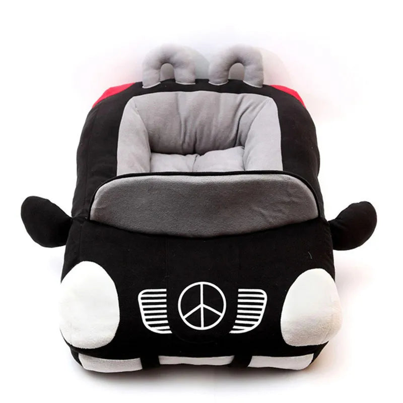 Comfortable sports car dog bed, ideal for small breeds and puppies, durable fabric