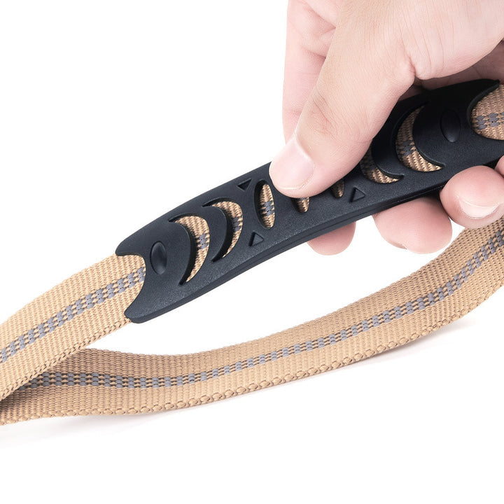 Hands-free training with a reflective bungee dog leash, perfect for active outdoor adventures.