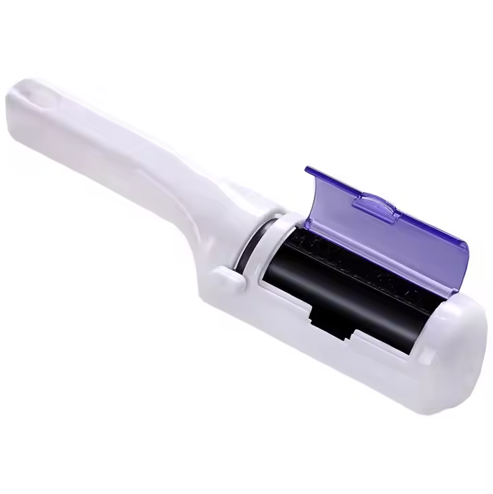 Eco-friendly pet hair remover, ideal for cat and dog owners, keeping furniture and clothes pristine.