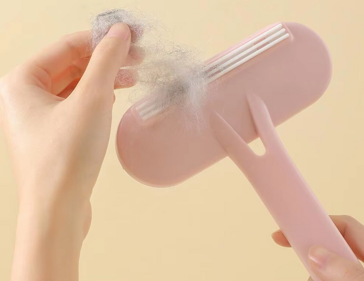 Eco-friendly reusable pet hair remover, perfect for clothing care, home cleaning, and upholstery.