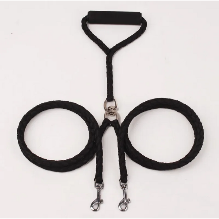 Unisex twin dog leash with strong check pattern, perfect for tangle-free pet walking