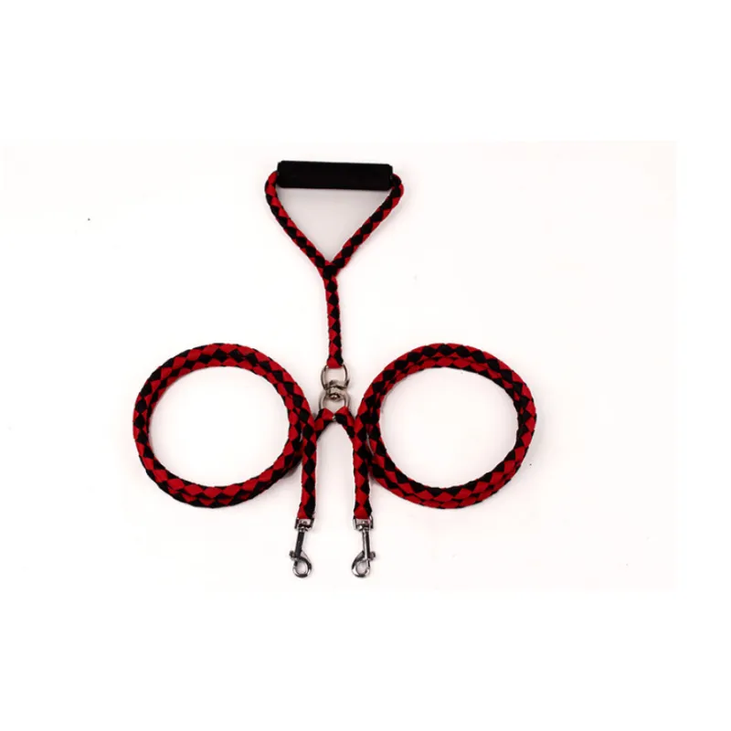 Black check pattern dual dog leash, robust and reliable pet accessory for double dog walks