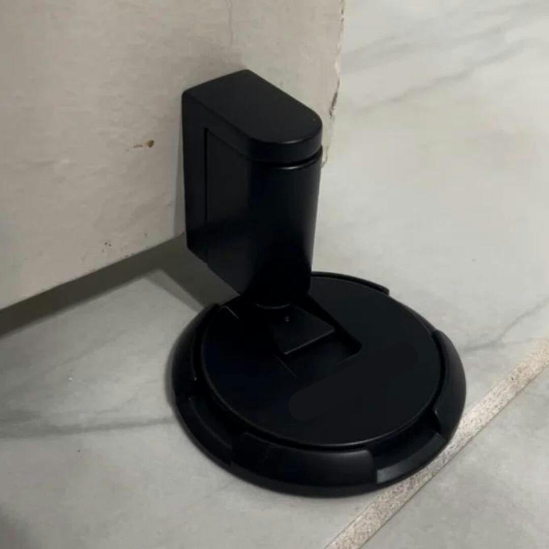 Durable bronze magnetic door protector with no-drill design, strong hold for safely keeping doors open.