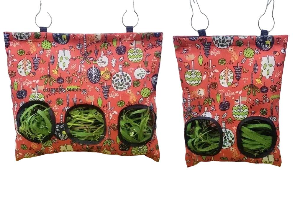 Compact hay feeder bag for small pets, prevents hay scattering, easy to clean