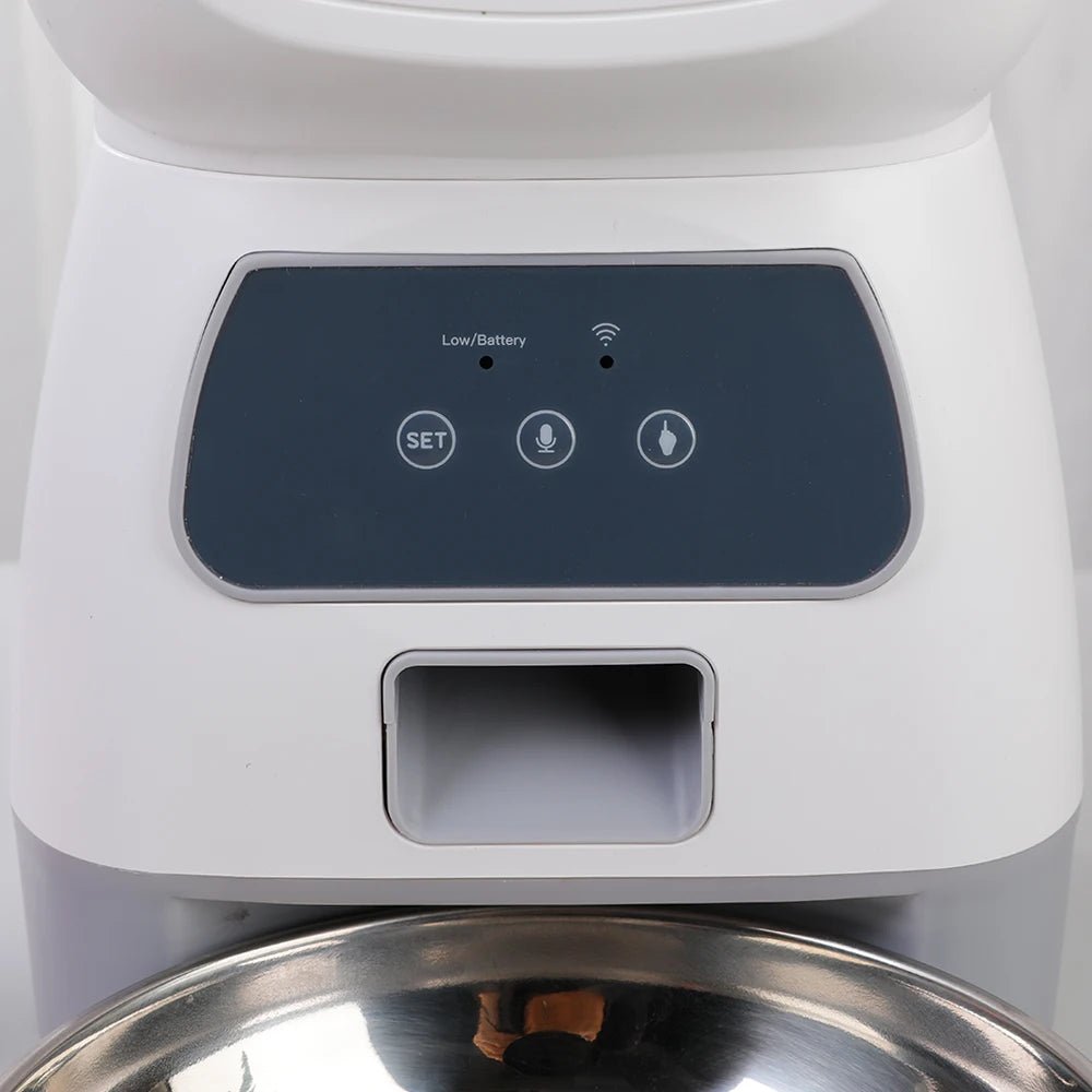 Smart pet feeder with app control, voice recording, and programmable timer for cats and dogs.
