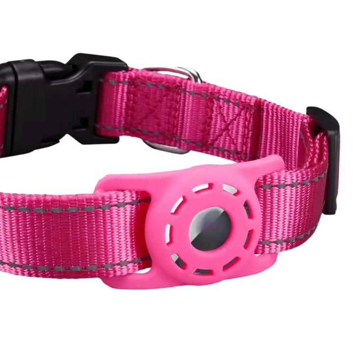 Pet locator collar for Android devices, highlighting its reflective strip.