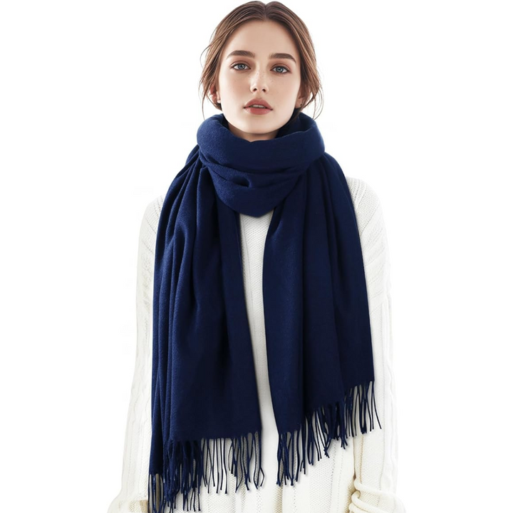 Elegant checked cashmere women's scarf, super soft & warm, perfect for cold weather.