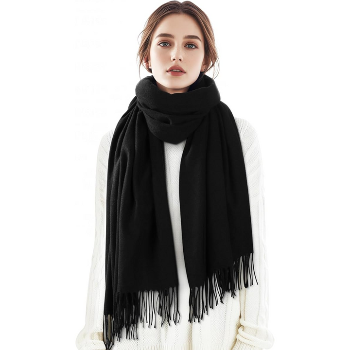 High-quality cashmere women's scarf, offering luxurious softness & essential winter warmth.