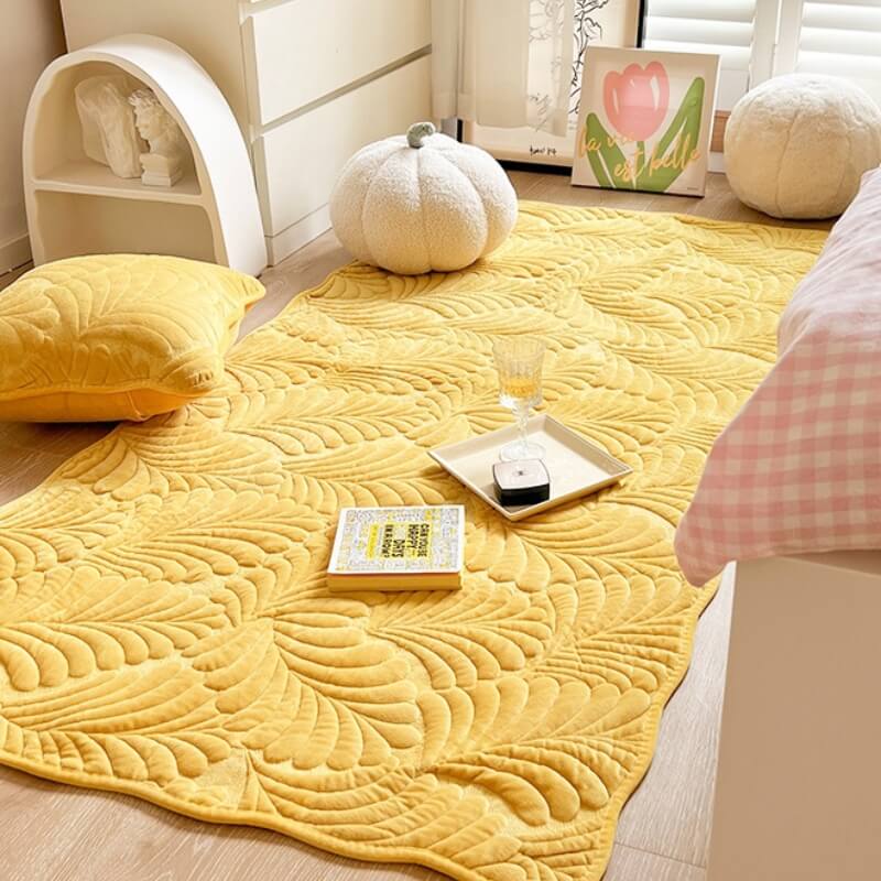 Versatile leaf patterned cotton couch cover, designed for a snug, non-slip fit. A great home decor update.