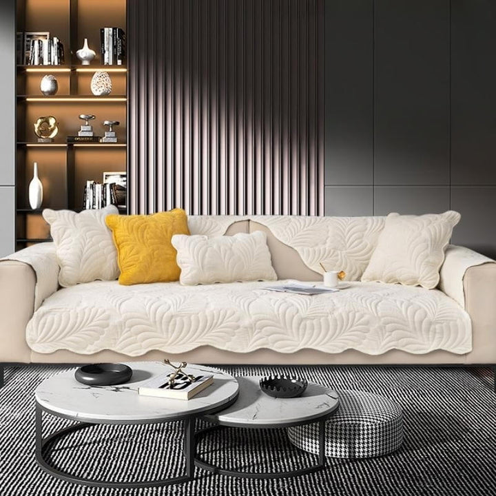 High-quality cotton sofa slipcover with beautiful leaf pattern, safeguarding against scratches and wear.