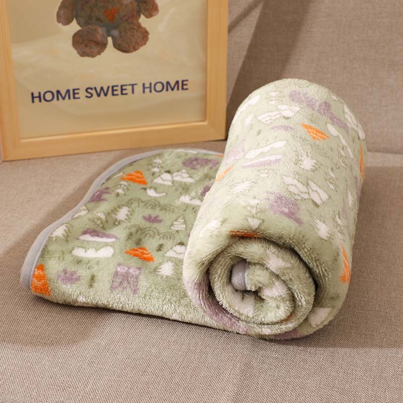 Warm pet blanket, striped, for dog beds and cat beds, offering cozy animal comfort