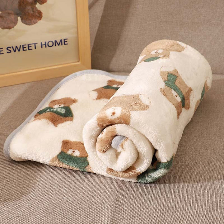 Pet plush blanket in cream, for cats and dogs, a soft fleece accessory for comfort and warmth
