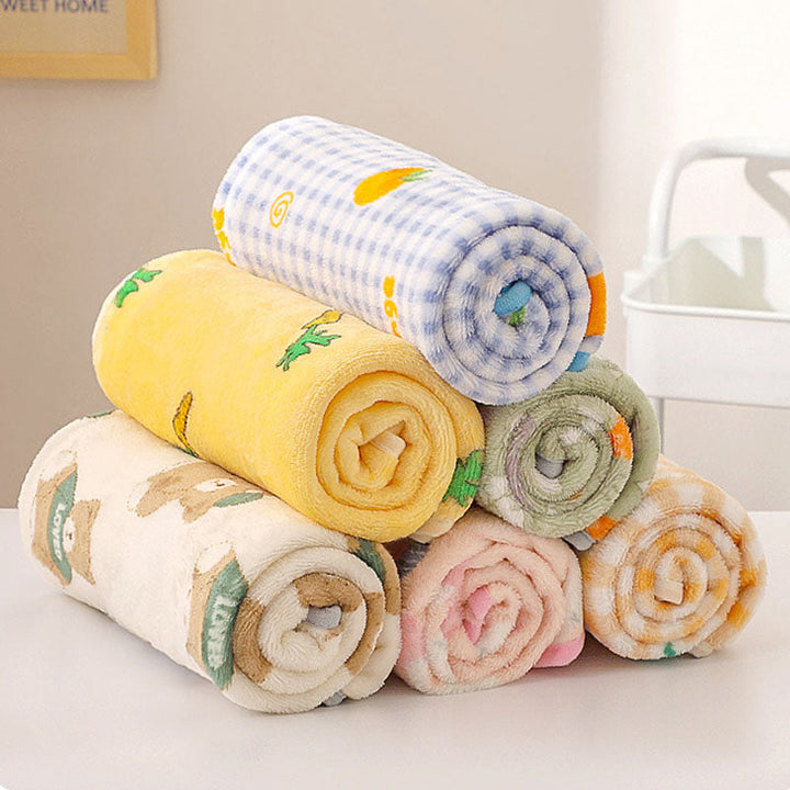 Lightweight pet blanket, grey, ideal for cat beds and dog beds, soft and cozy pet supplies