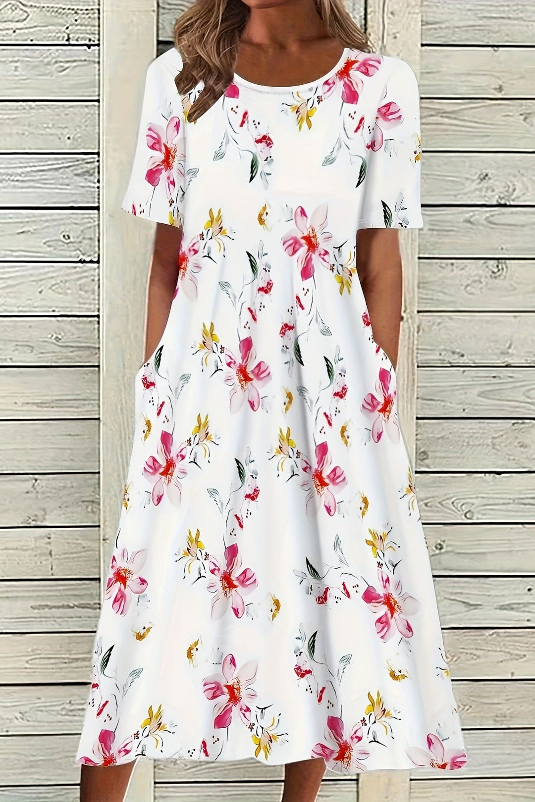 Soft women's belted midi dress, comfortable for everyday wear. Ideal for elegant fall & winter fashion.