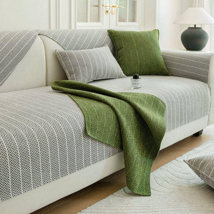 Thick chenille sectional cover, solid color and non-slip, safeguarding against daily wear.