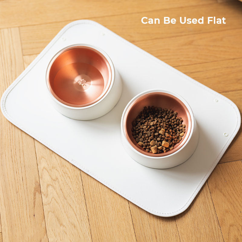 Easy-clean pet mat, grey silicone spill-proof design for dog & cat food bowls