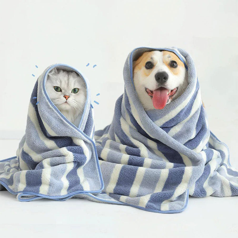 Striped fast-drying pet bath towel for dogs, absorbent microfiber for quick drying after bath time