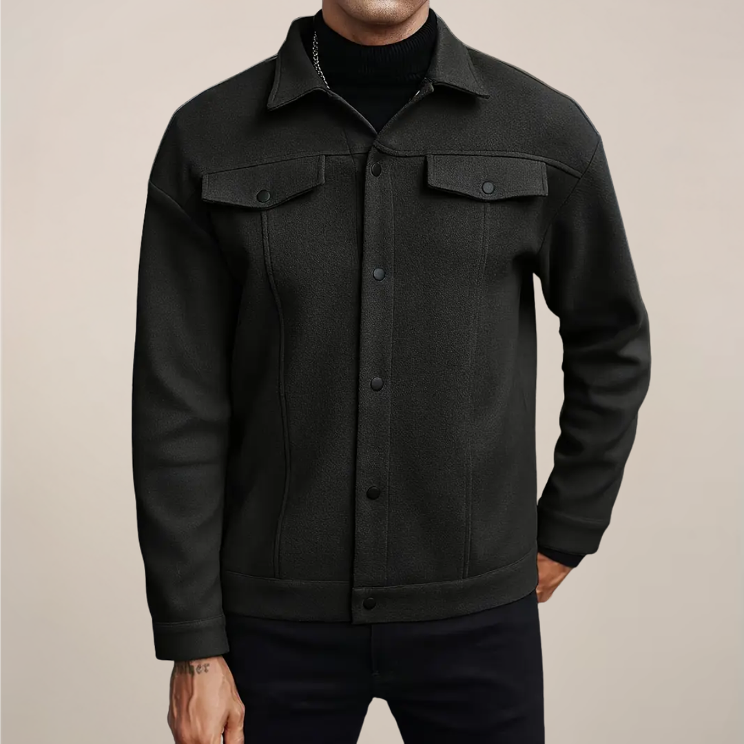 Men's smart casual button-up jacket, a short coat offering everyday style for autumn and winter.
