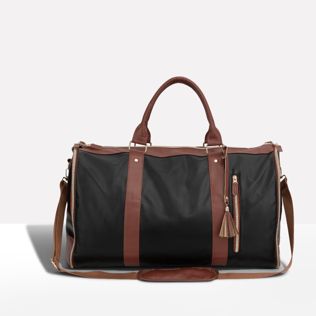 Stylish unisex patchwork weekender duffel bag, spacious for travel & overnight getaways. Perfect carry-on luggage.