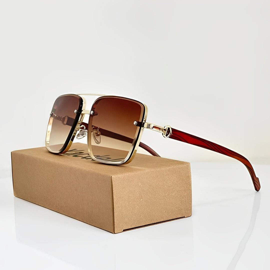 Outdoor unisex aviator sunglasses, UV400 gradient lenses, perfect for sun protection & retro style.