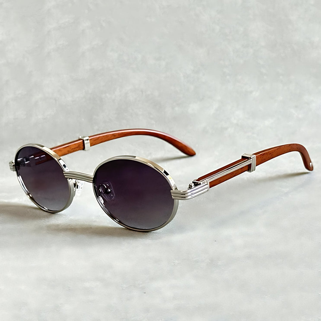 Luxury round frame sunglasses with a gleaming gold finish & essential UV400 eye protection for unisex wear.