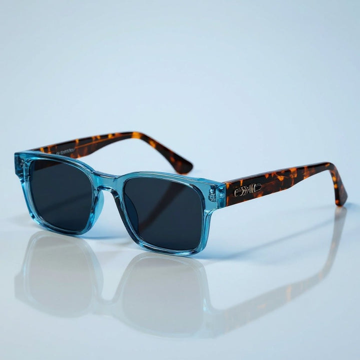 Modern unisex square tortoiseshell sunglasses, acetate, UV400 & anti-glare technology for optimal vision.