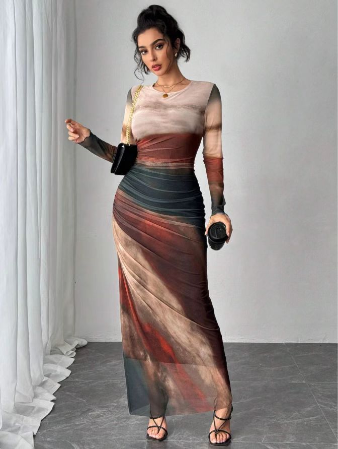 Sophisticated women's long sleeve bodycon maxi dress, a stylish choice for evening fashion.