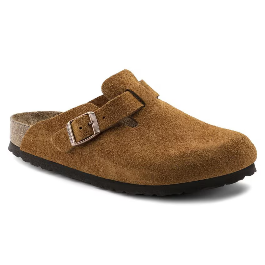 Taupe women's clogs with cushioned anatomical footbed, perfect for all-day comfort and support.