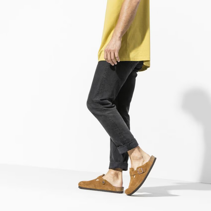 Stylish taupe women's comfort clogs, ideal for daily wear with their cushioned anatomical footbed.