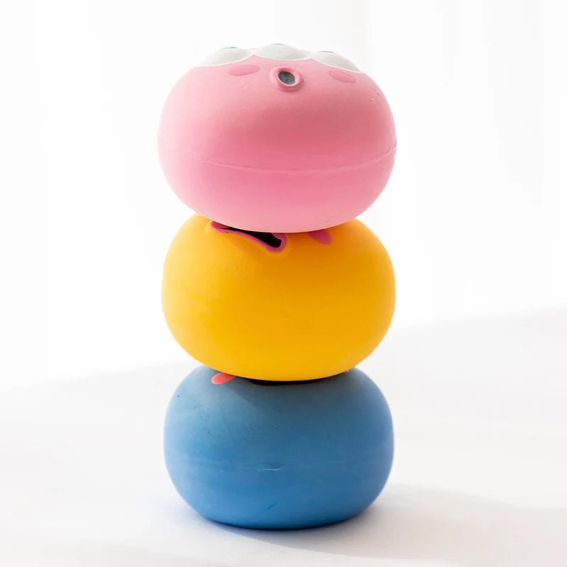 High-quality rubber chew balls for dogs, 3-pack, featuring an enticing squeaker sound.