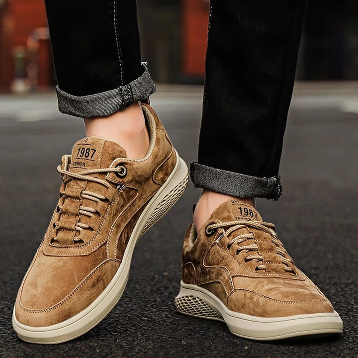 Classic 1987 retro design unisex sneakers, blending vintage appeal with modern comfort and durability.